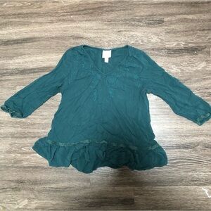 Knox Rose Emerald Green Embroidered Ruffle Hem V-Neck Tunic Top M Boho